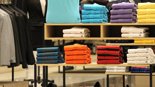 Assortment optimization for reduced risks