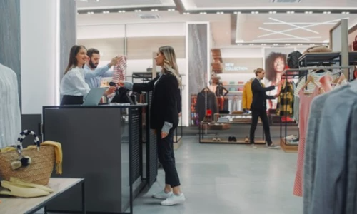 Resources - Blog - Innovate with Invent - Retailers, Meet Your New Omni-Channel Customer - Body - 2 (1)