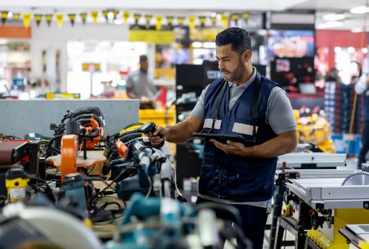 AI-powered retail inventory decision-making