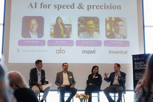 Attendees at the Reinventing Retail AI Summit listening to insights on multi-agentic AI driving retail and revenue growth.