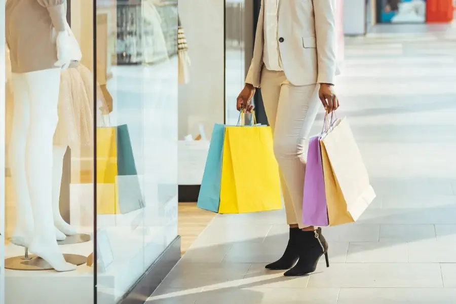 usage-based pricing outcome-based pricing hybrid pricing models value-based pricing tiered pricing compute costs customer ROI willingness to pay unit economics API call pricing